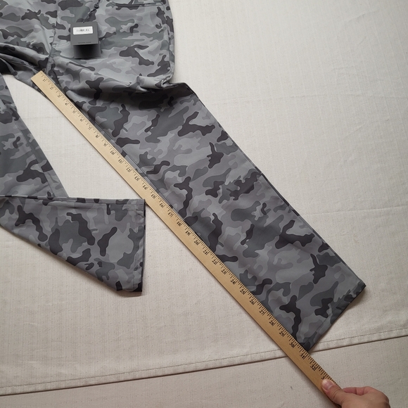 New G Fore Golf Pants Mens 34/31 Stretch Trouser Gray Camo Slim Performance - Picture 13 of 15